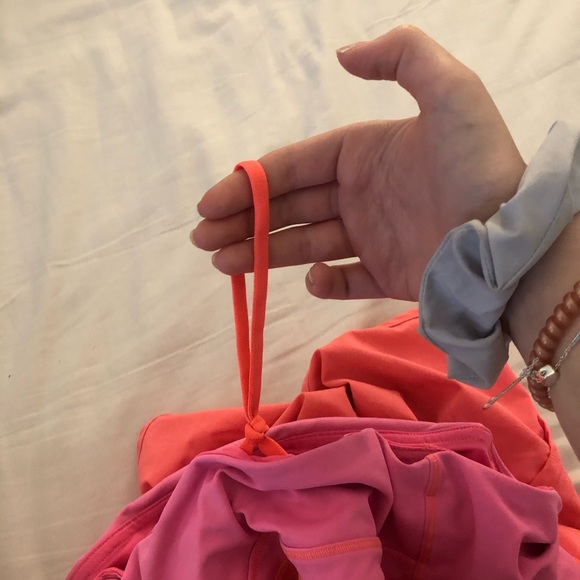 pink lululemon speed up shorts - Picture 4 of 4